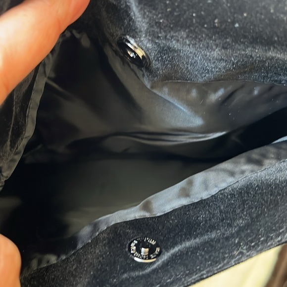 Giorgio Armani Perfum Logo Front Crushed Velvet Pouch Clutch Handbag Black - Picture 5 of 7